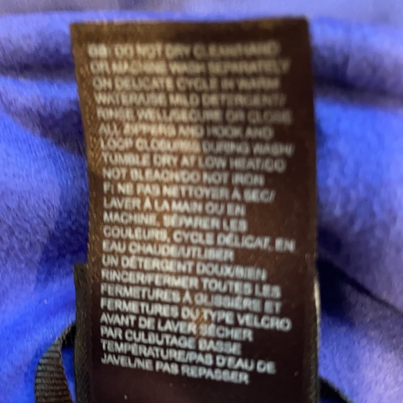 Blue The North Face winter coat - Picture 14 of 14